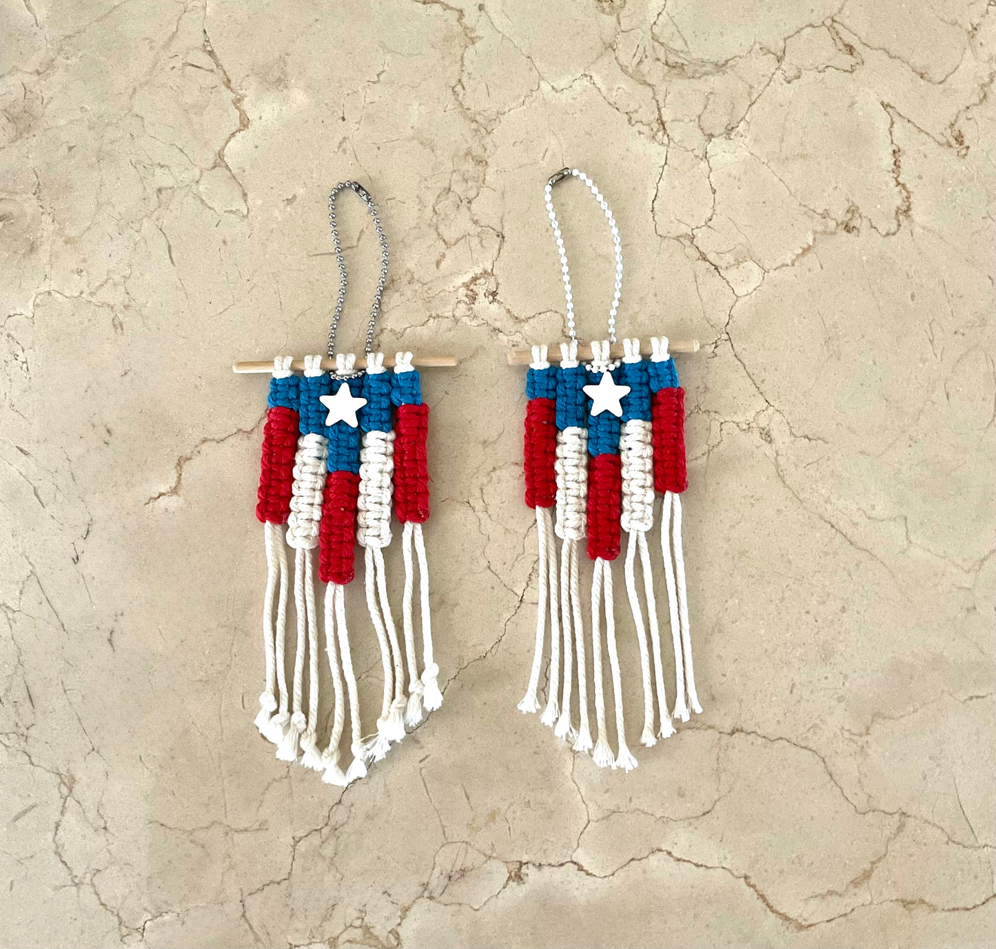 Bandera de Puerto Rico 3.5” x 8”