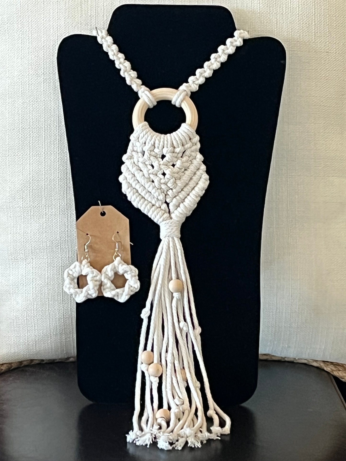 Macrame Collar with Earings