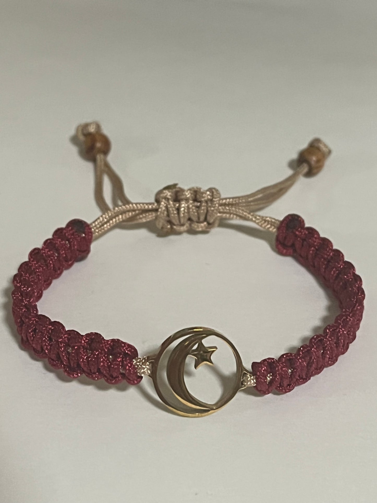 Macrame bracelet