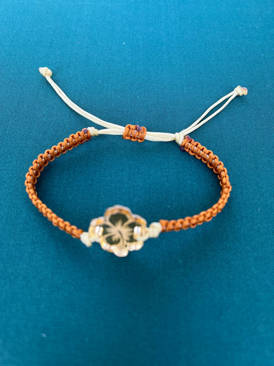 Macrame bracelet