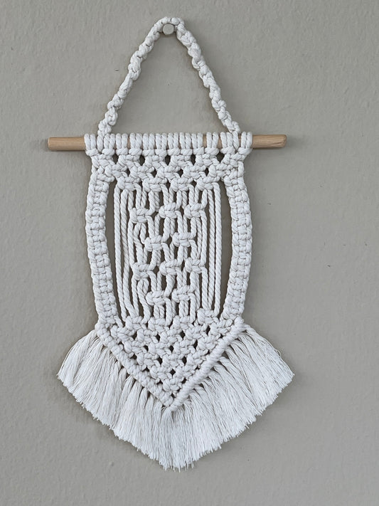 Macrame Photo Holder