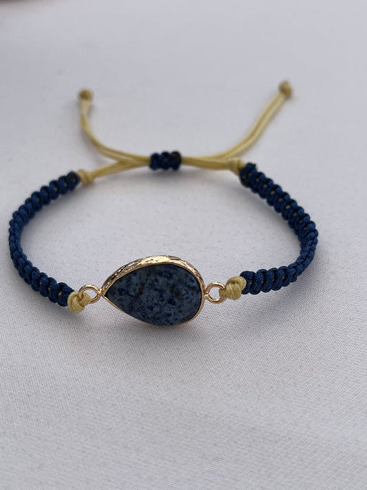 Macrame bracelet
