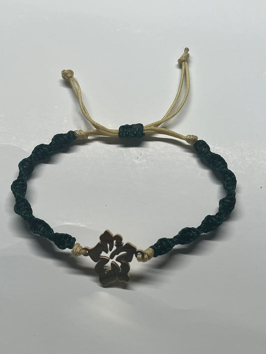 Macrame flower bracelet