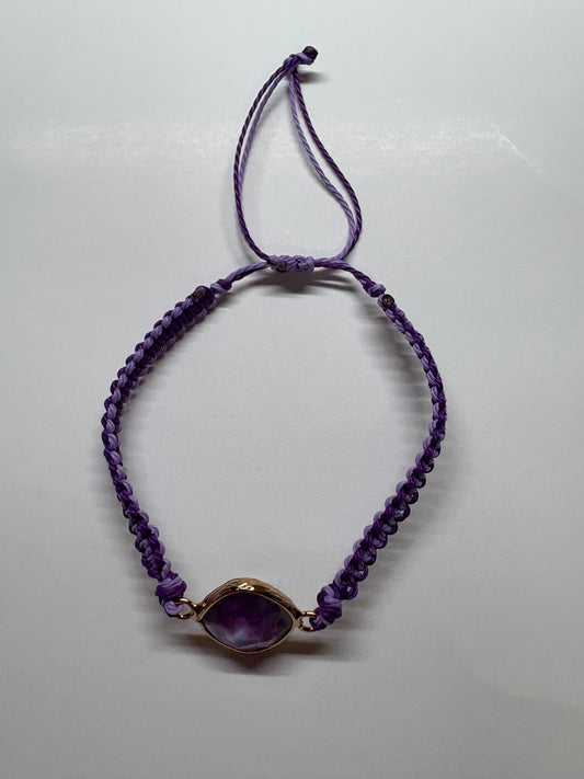 Macrame bracelet
